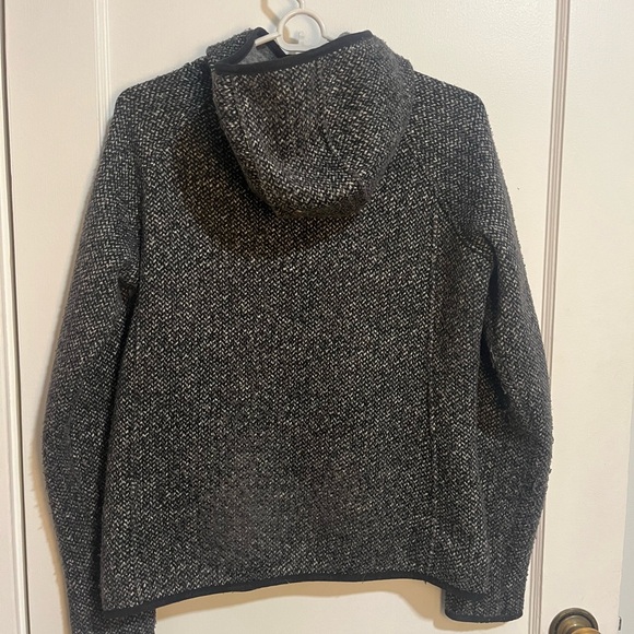 Black and White Zip-Up Jacket - Picture 2 of 4